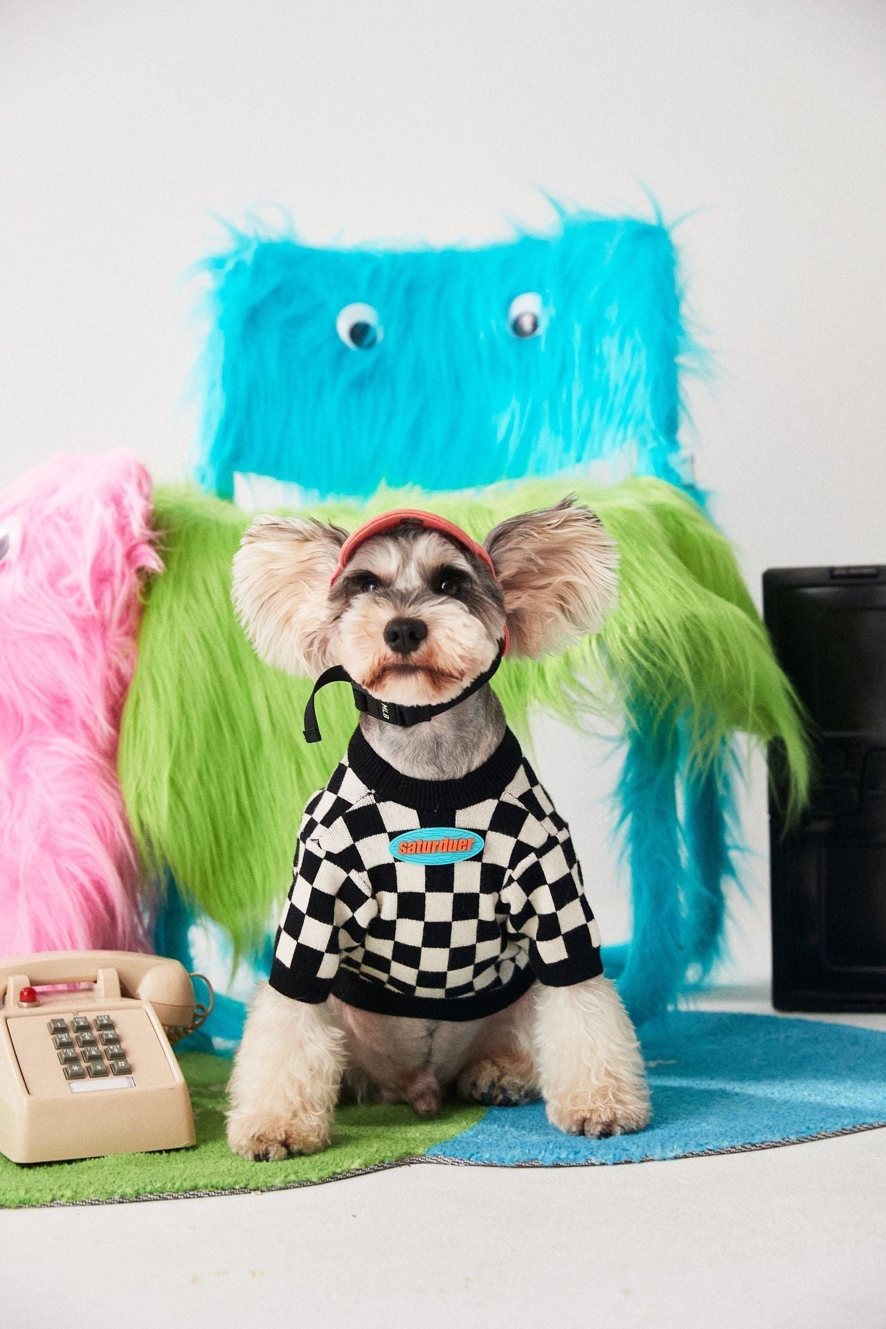 Pet Checkerboard Round Neck Pullover Sweater