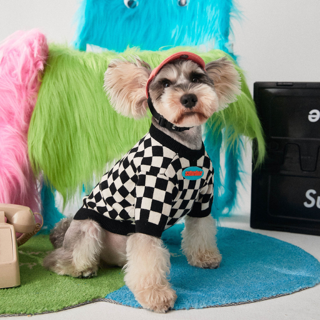 Pet Checkerboard Round Neck Pullover Sweater